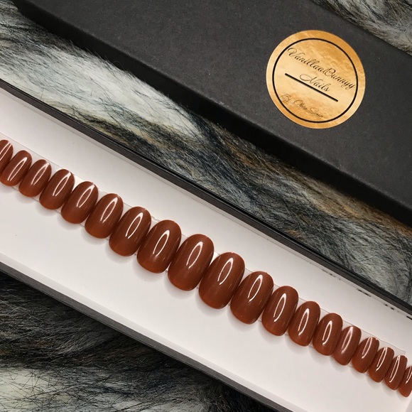 Press On Nails 🍫 Style:  Chocolate 😍😋 - Picture 5 of 8